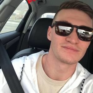 Meet your Posher, Travis